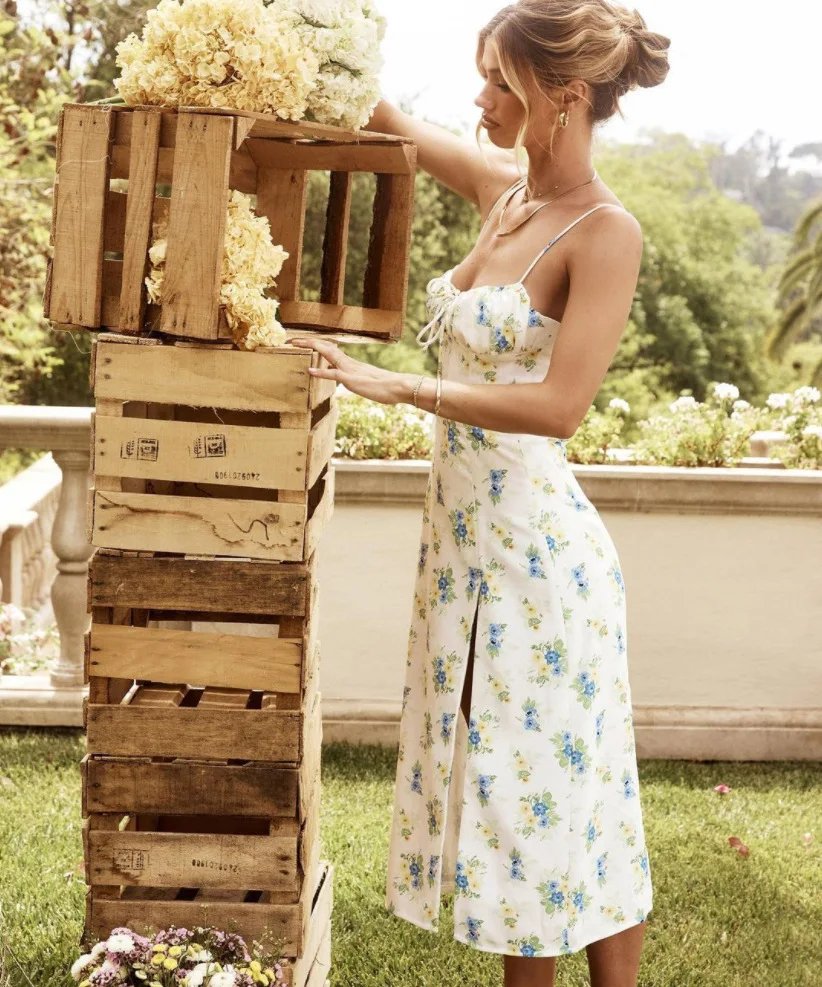 Robe longue élégante à fleurs pour femmes, tenue de plage, moulante, Streetwear, vêtements d'été, vente en gros d'articles pour les affaires, 2024