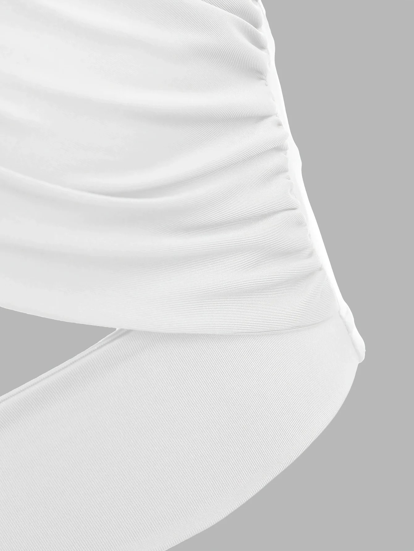 Europe et états-unis couleur unie col suspendu petit bustier tubulaire évidé ombilical mince fille chaude gilet à bretelles