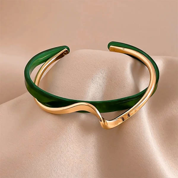 Bracelets de coquillages, métal courbé – Image 2