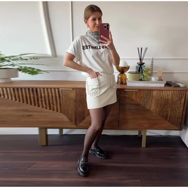 Jupes en cuir avec poches aux hanches
