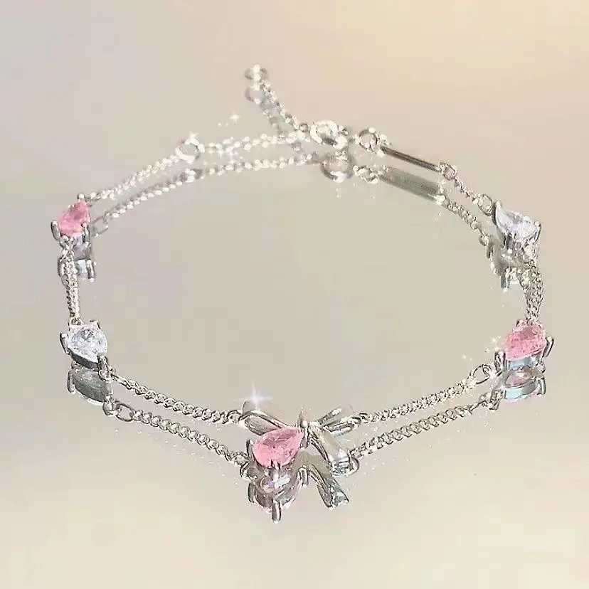Bracelet amusant en acier pour femmes, en Zircon rose brillant, papillon, fleur de cerisier, chaîne à main pour filles, cadeau d'amitié, accessoires Y2k, nouvelle collection