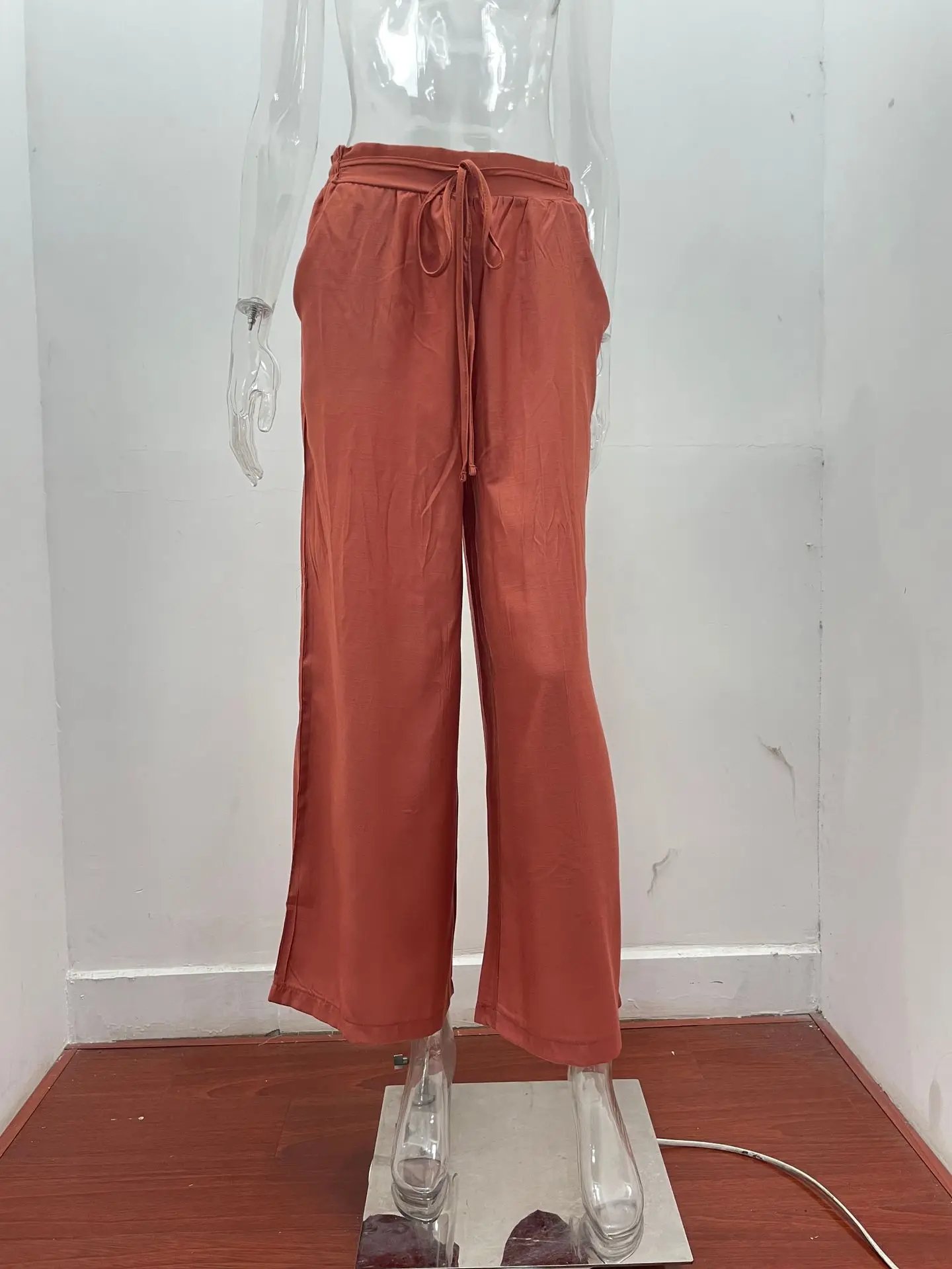 Pantalon ample taille haute, couleur unie