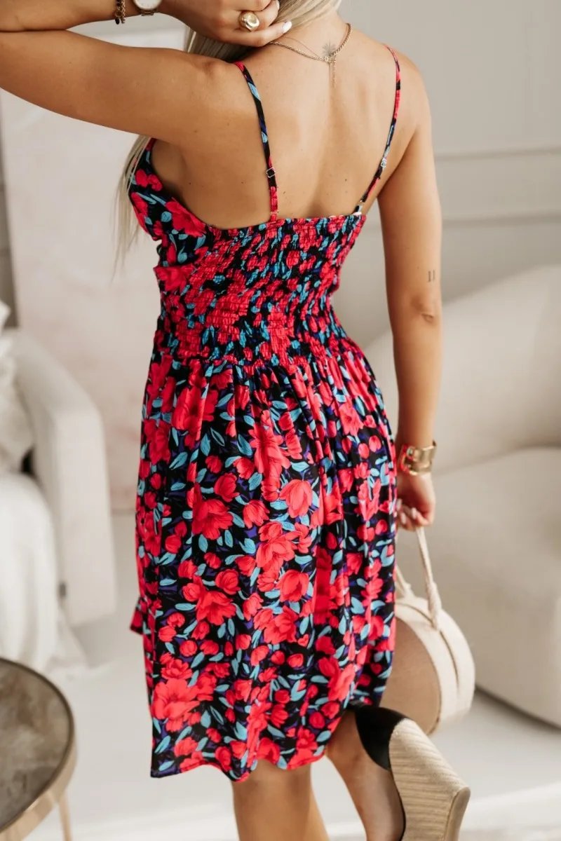 Robe d'été plissée imprimé floral a bretelle