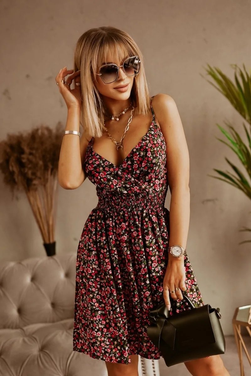 Robe d'été plissée imprimé floral a bretelle