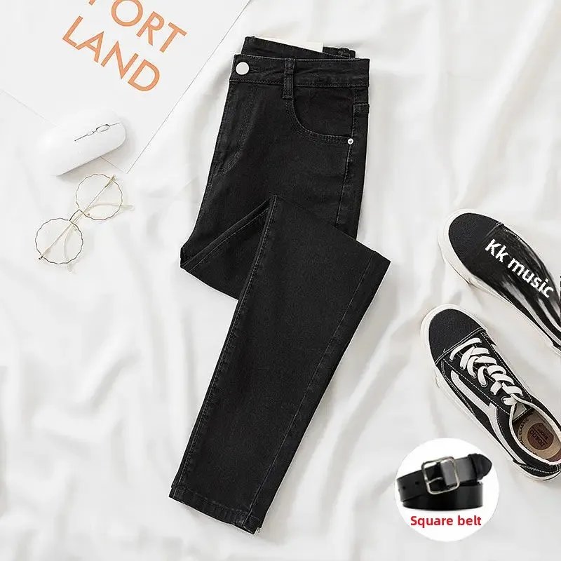 Noir avec ceinture