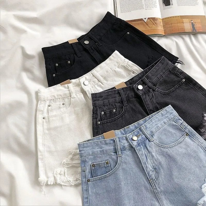 Short en jean déchiré taille haute