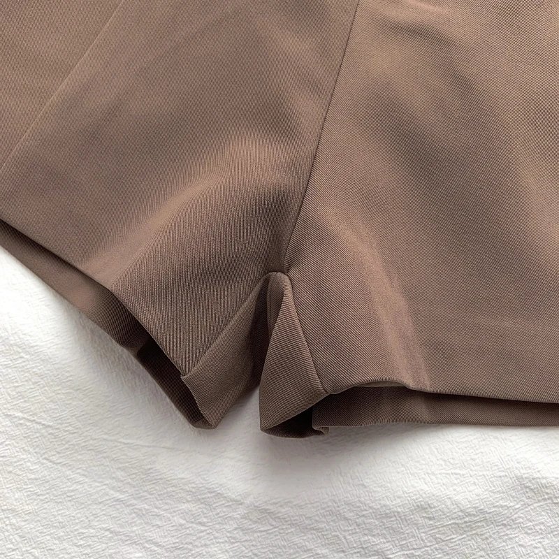 Shorts élégant taille haute