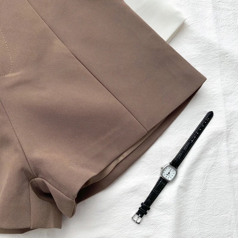 Shorts élégant taille haute