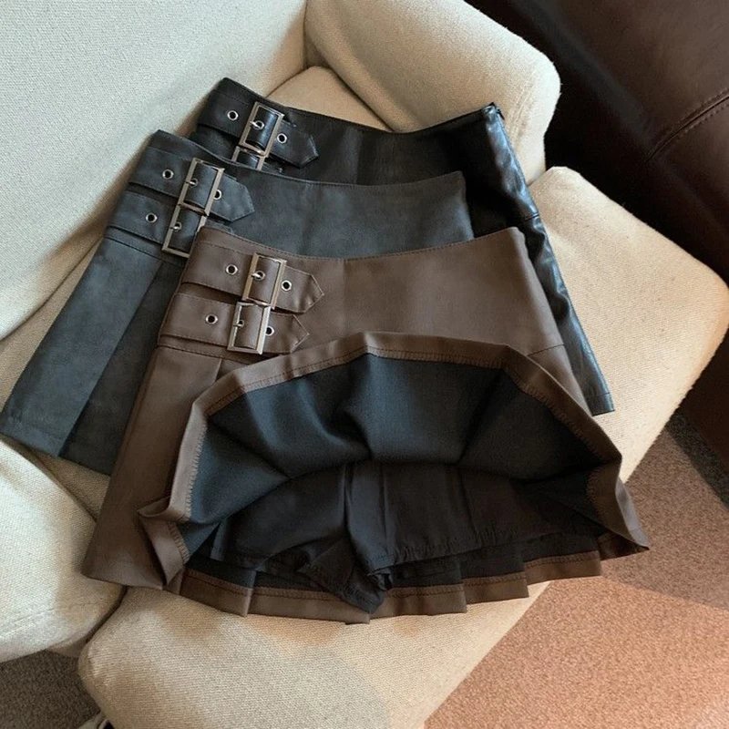 Jupe plissé effet cuir taille haute