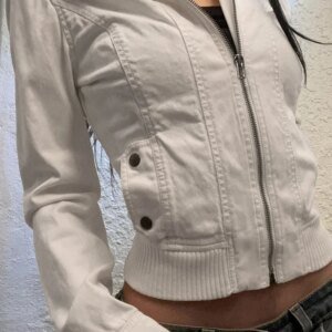 Veste blanc gris légère