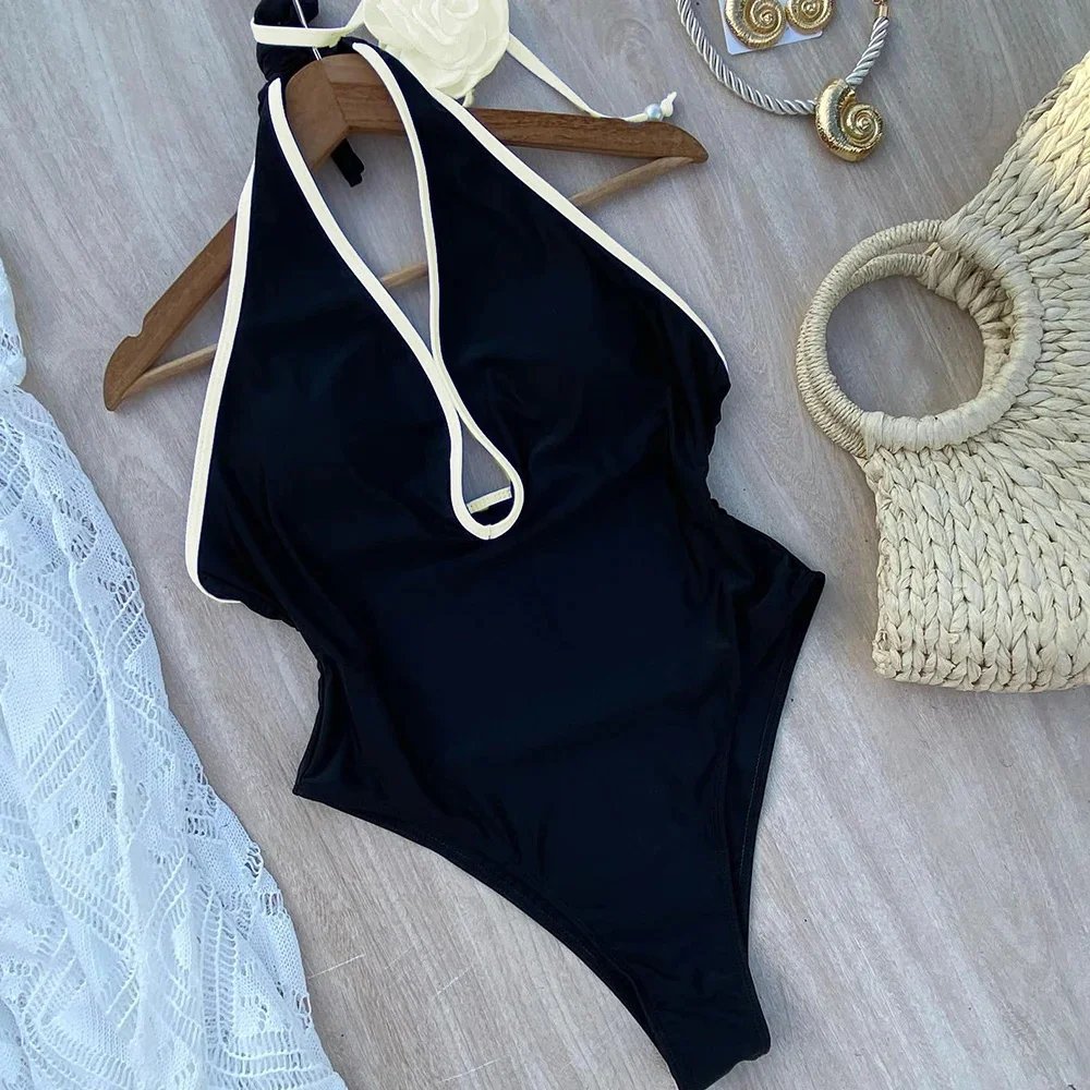Maillot de bain une pièce fleuri
