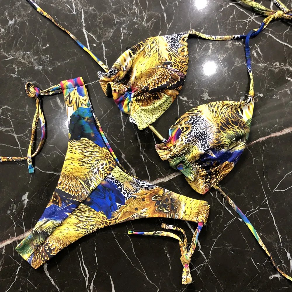 Maillots de bain échancré imprimé coloré