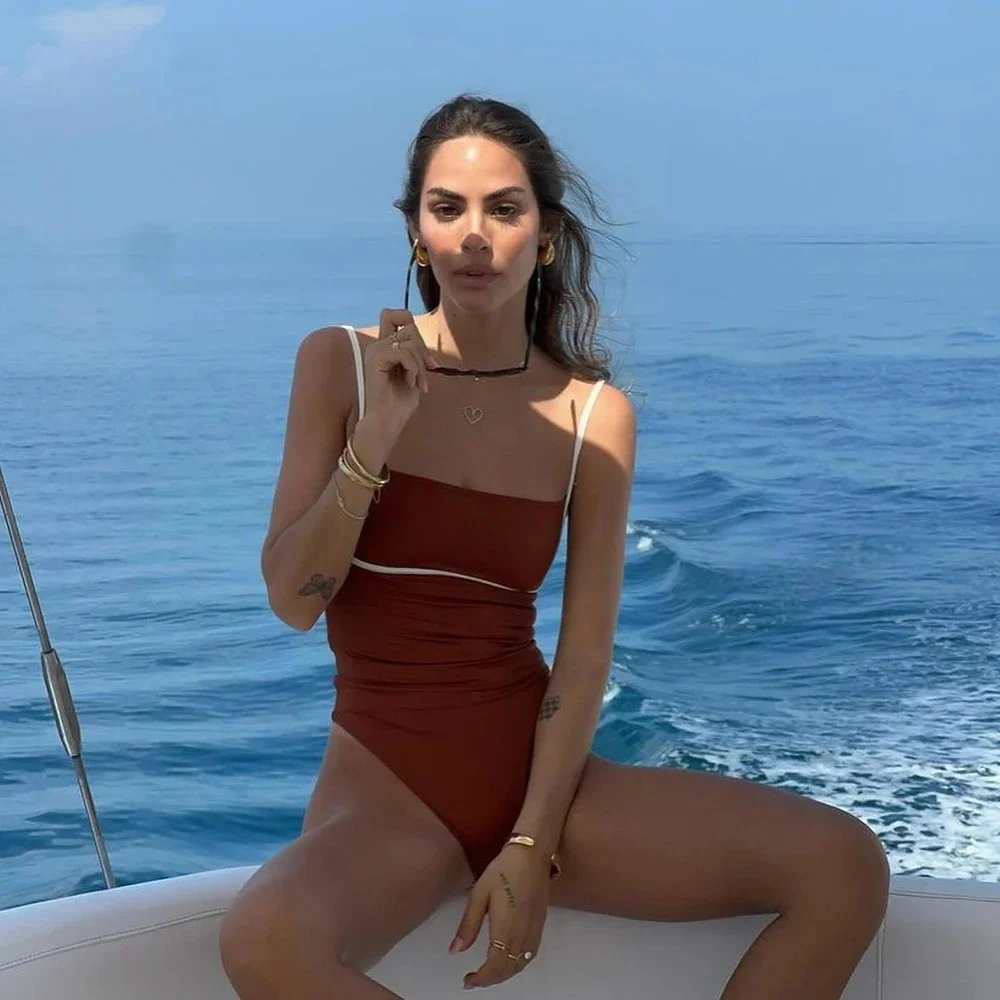 Maillots de bain une pièce col bandeau