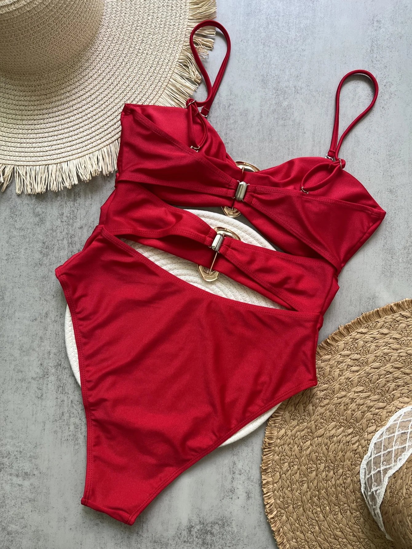 Maillot de bain une pièce avec anneaux