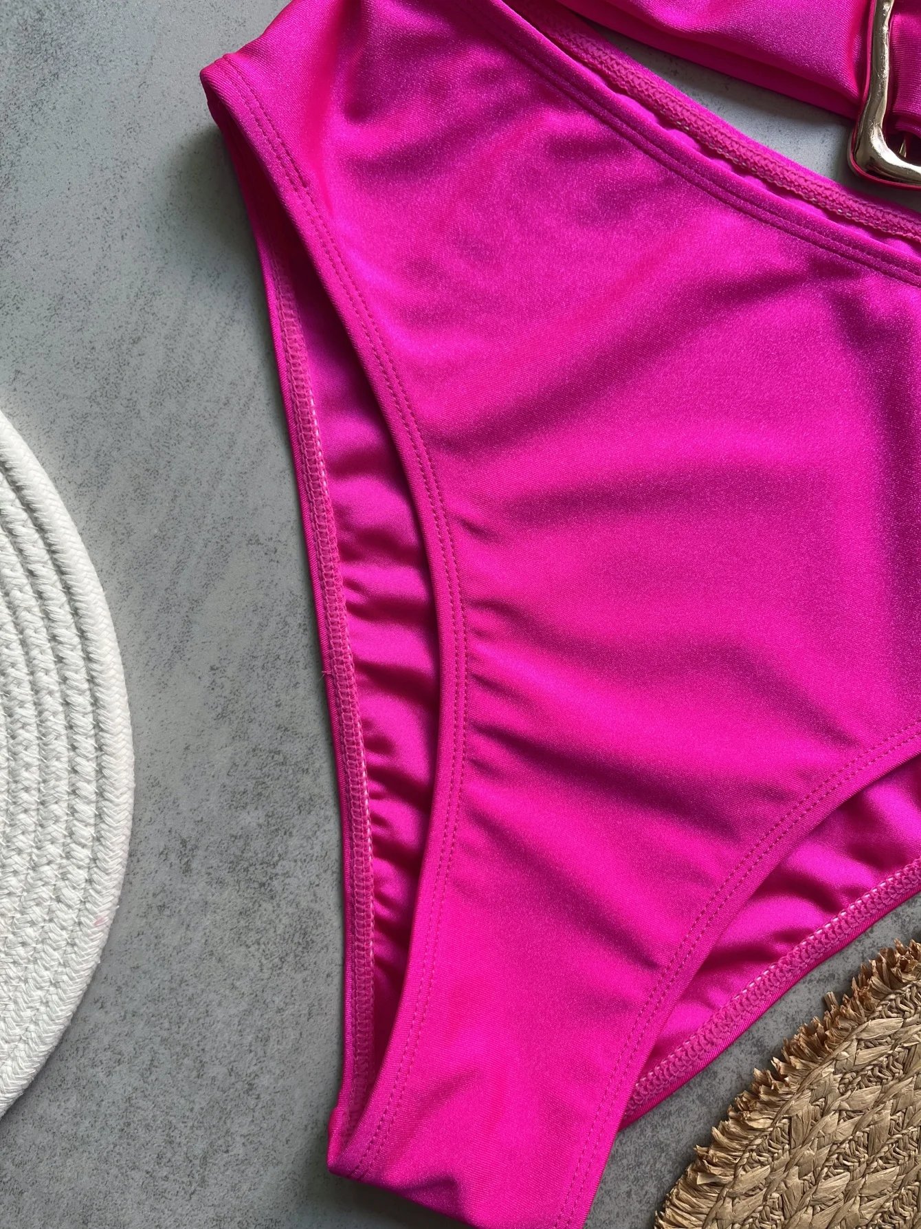 Maillot de bain une pièce avec anneaux