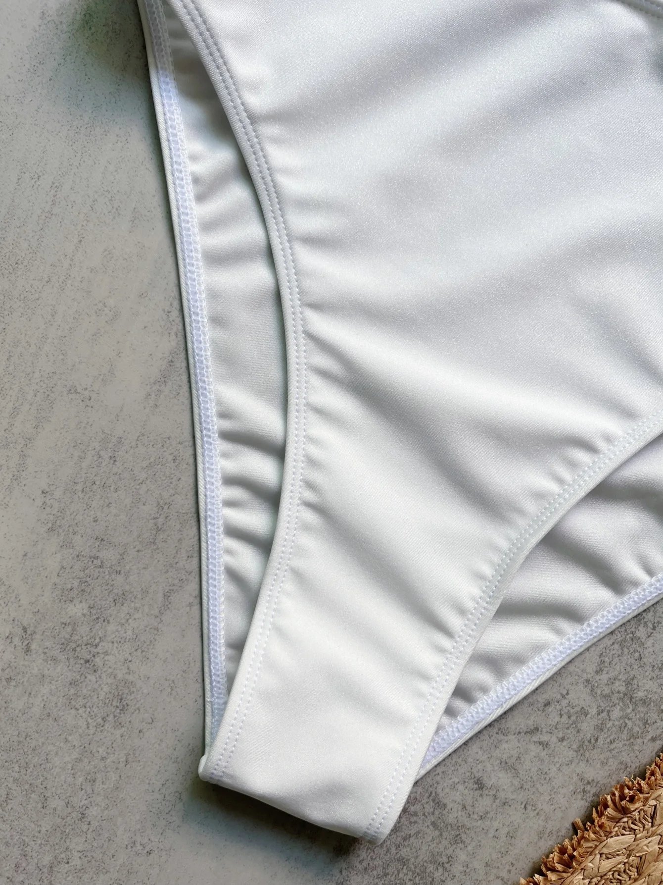 Maillot de bain une pièce avec anneaux