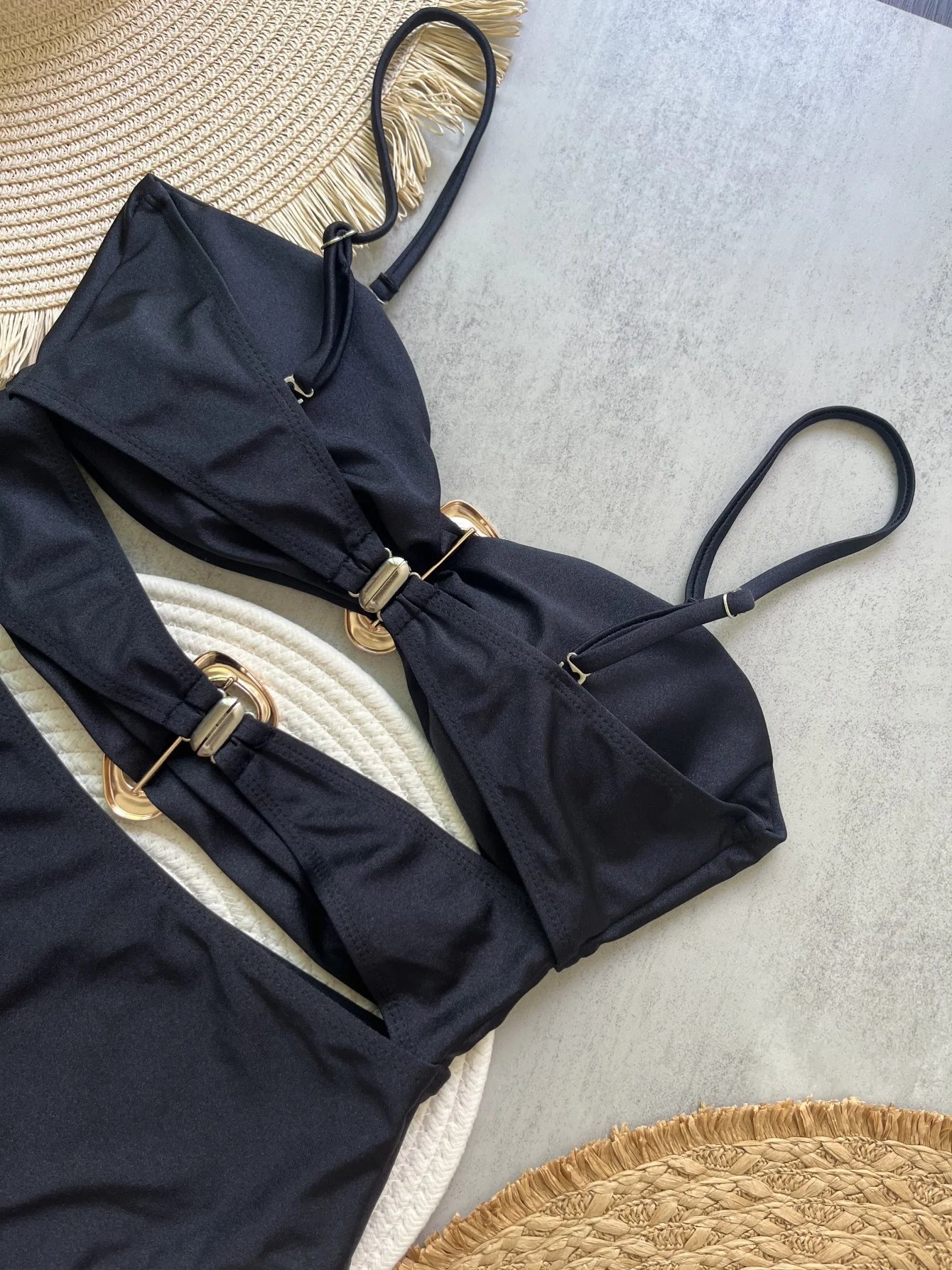 Maillot de bain une pièce avec anneaux