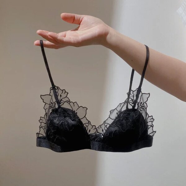 Lingerie en dentelle brodée sans armatures – Image 6