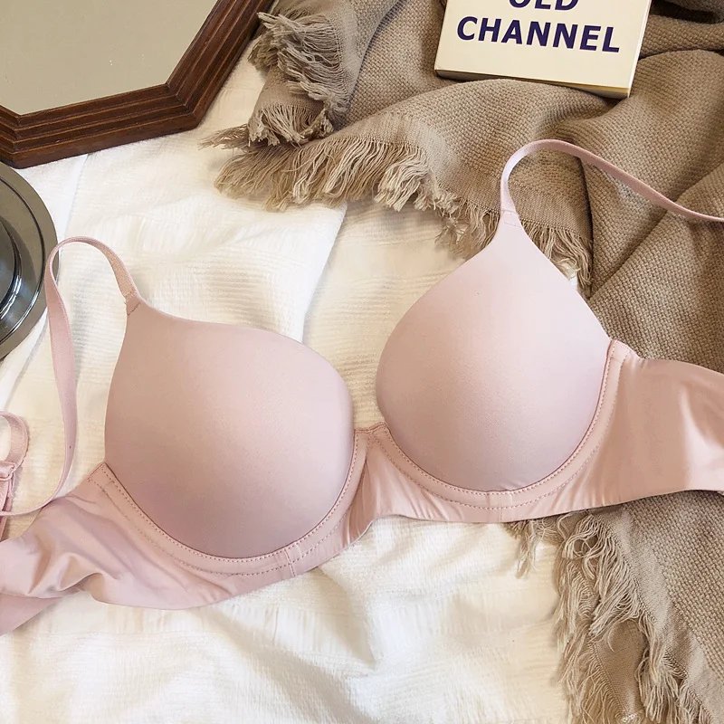 Soutien-gorge push-up sans couture