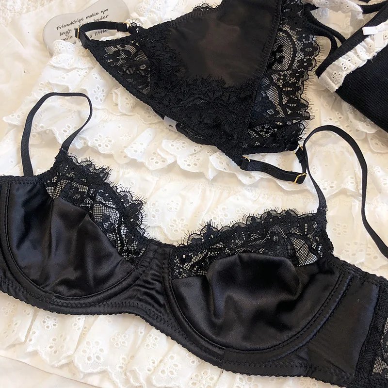 Ensemble de sous-vêtements en soie