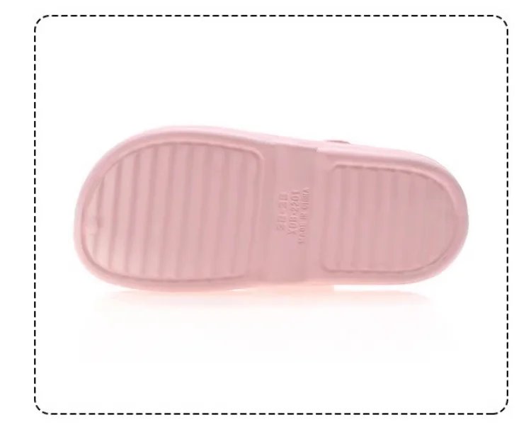 Crocs couleur pâle Crocs couleur pâle
